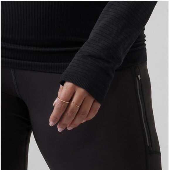 Athleta Flurry Blizzard Seamless Turtleneck, Black, Small - Picture 3 of 9